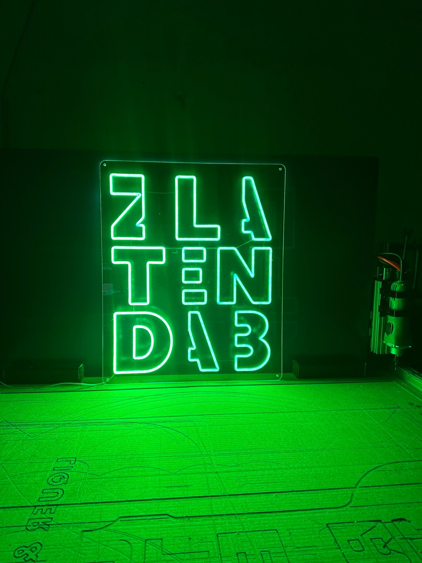LED неон реклама пример 3
